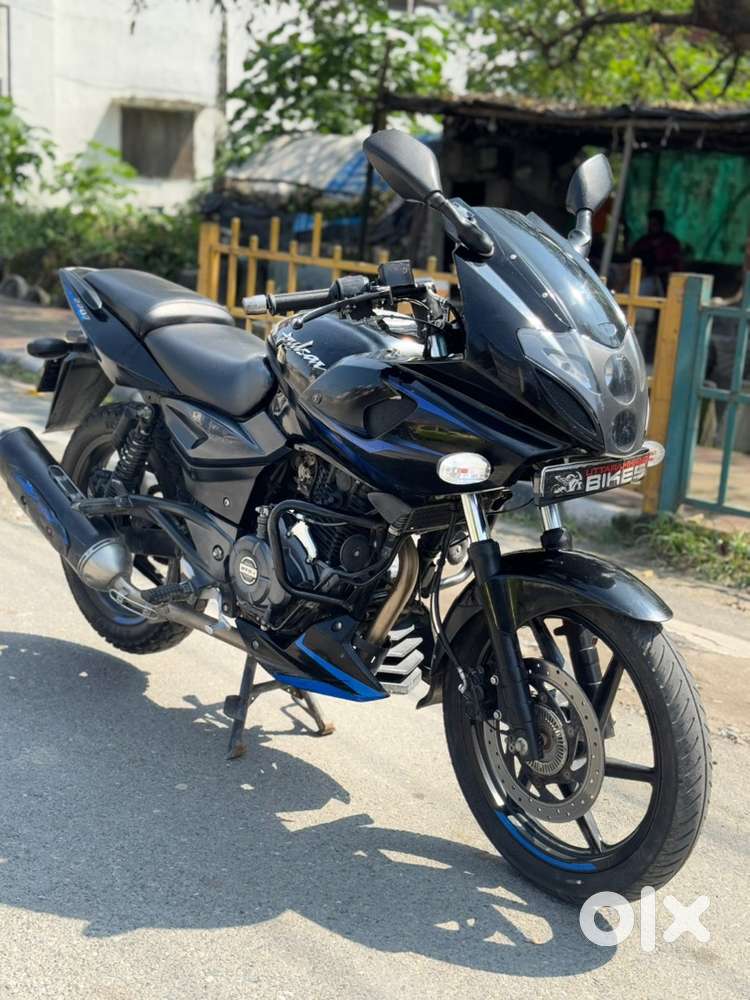 Pulsar 220 F BS4 Abs , finance or exchange avialble