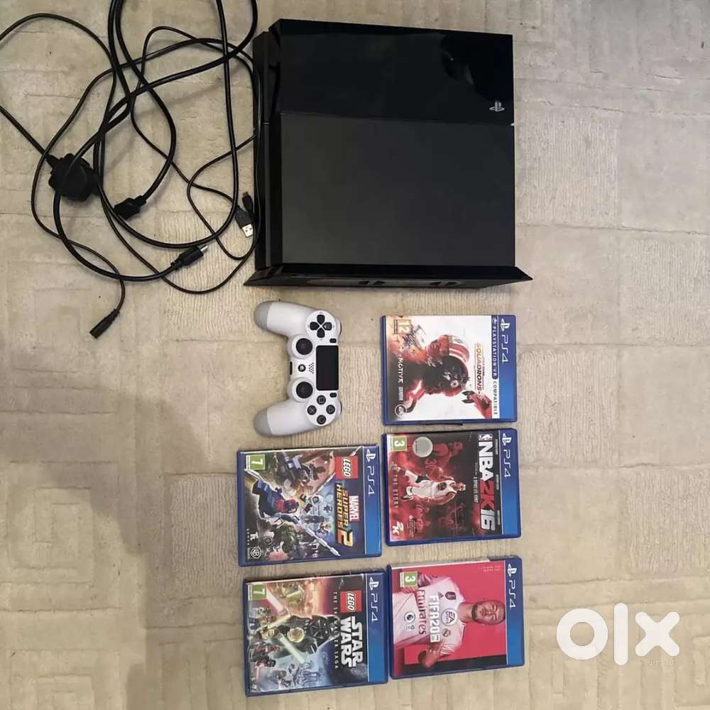 Playstation 4 Console Bundle With 5 Games & Controller 500GB Memory