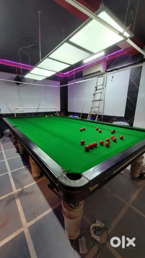 We are hiring Gaming Arcade experience Manager and Staff