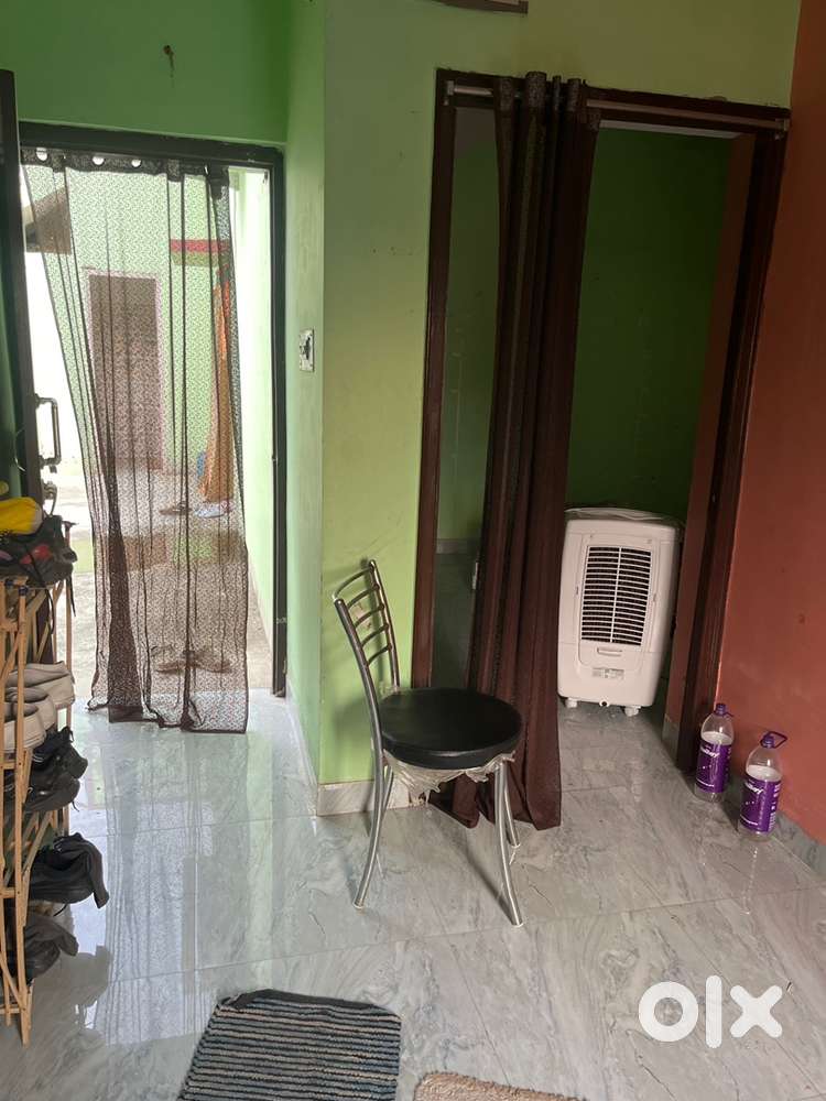 Need a roomate in 2 bhk flat