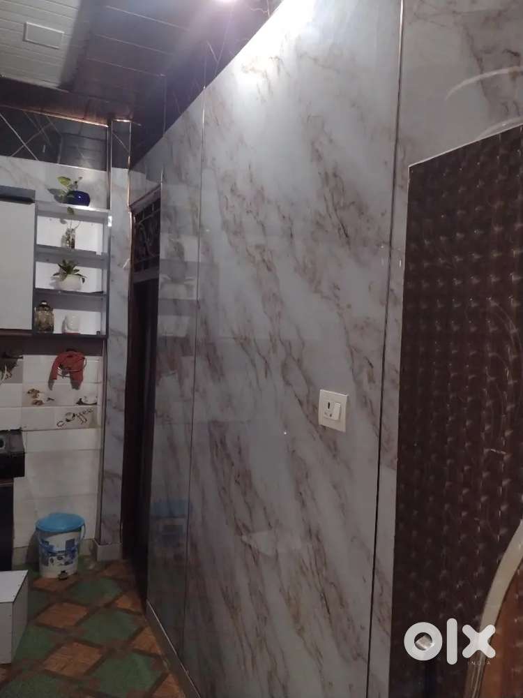 2 room set + kitchen bathroom store and approx 1200 sqft extra area