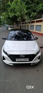 Hyundai i20 Asta (O) 1.2 IVT Dual Tone, 2021, Petrol