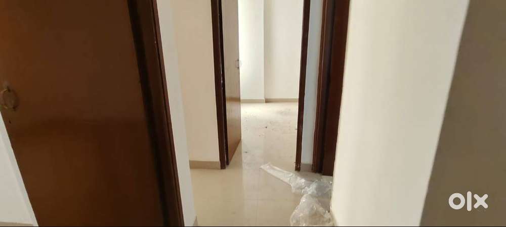 3 BHK- ROF AMALTAS- SEMI_FURNISHED- Rs. 20000 Rent (All inclusive)