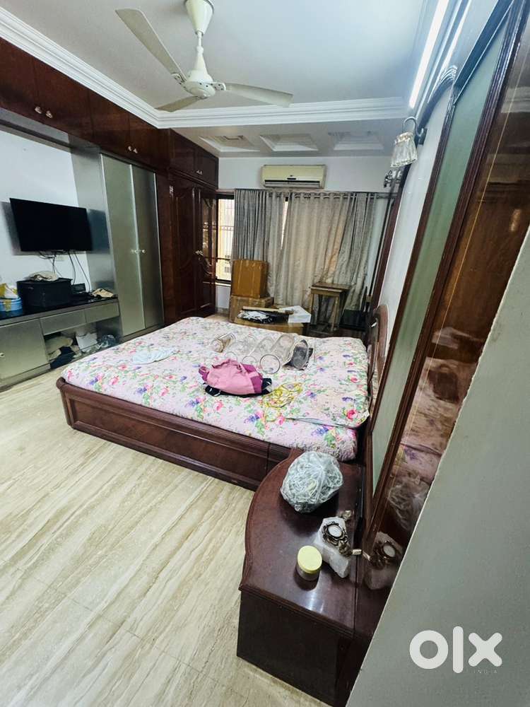 8 bhk furnished flat for rent Lokhandwala market