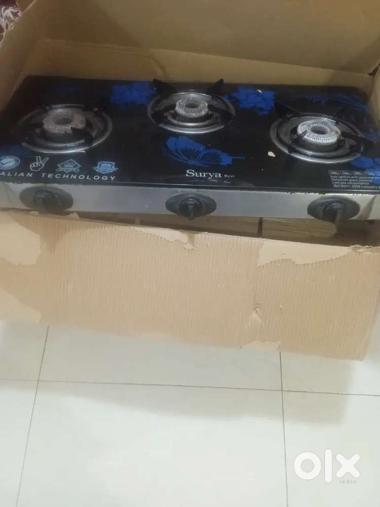 Automatic gas stove  3 burner black and blue colour