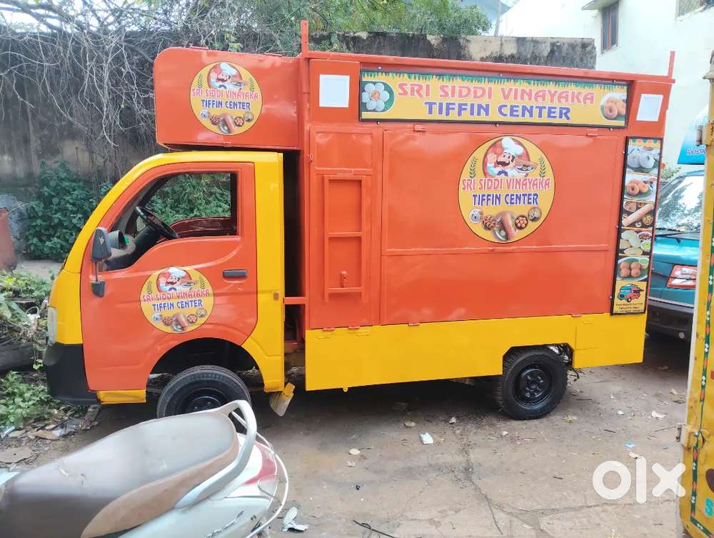Mobile canteen food truck for sale