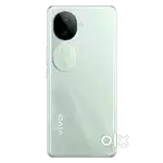 Vivo v40e only mobile and charger