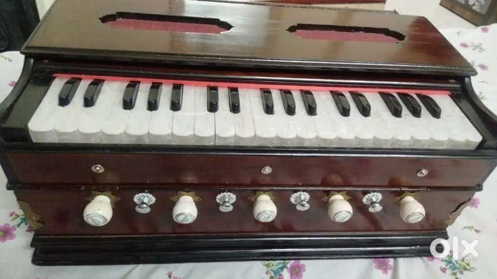 Peris Estive Harmonium