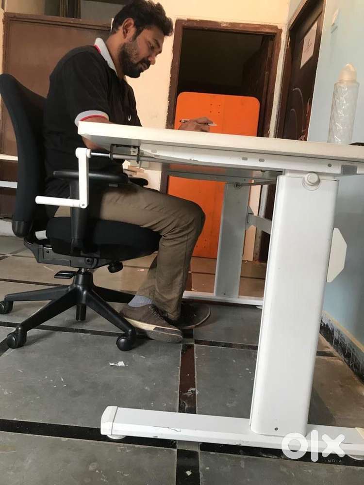 Height Adjustable Table Pro Model