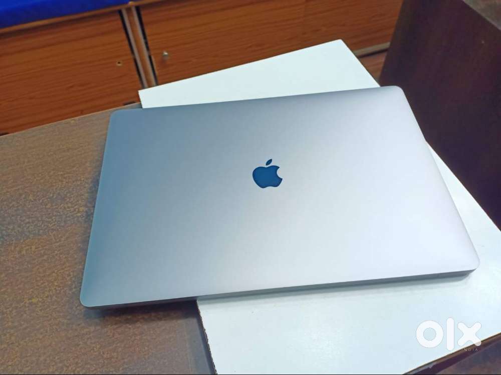 ֍ MacBook Pro A2141- i9- 16 GB RAM- 1 TB SSD/4GB AMD Radeon 5500M ֍