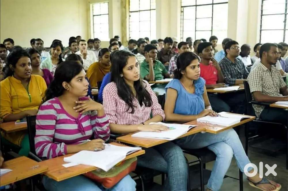 A leading institute needed  staffs  in  5 Branches (5 Districts)