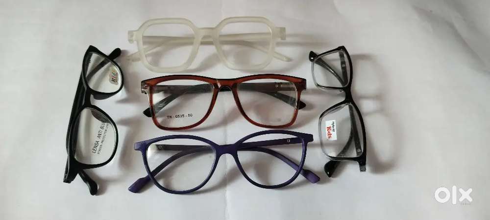 Buy lastest  2 spectacles frame with 2 blue cut glasses for 749 Rs