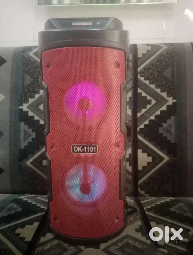 BLUETOOTH SPEAKER SELLING