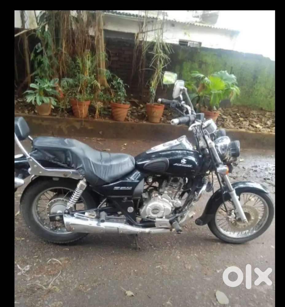 Avenger 220cc Mint Condition