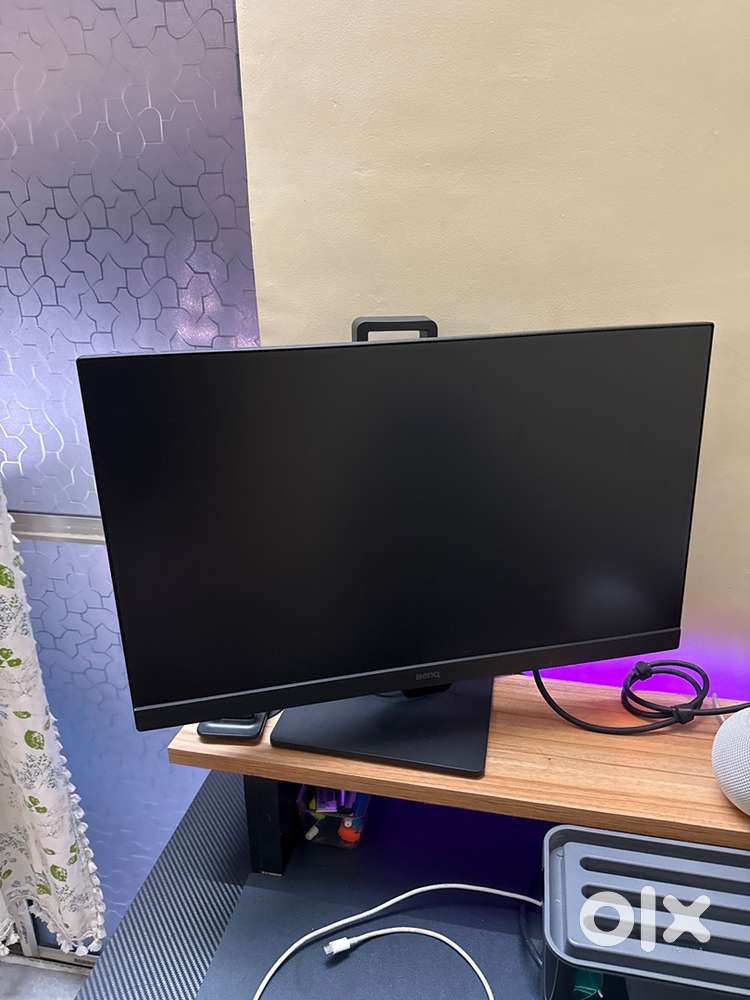 BenQ GW 24 inch momotor