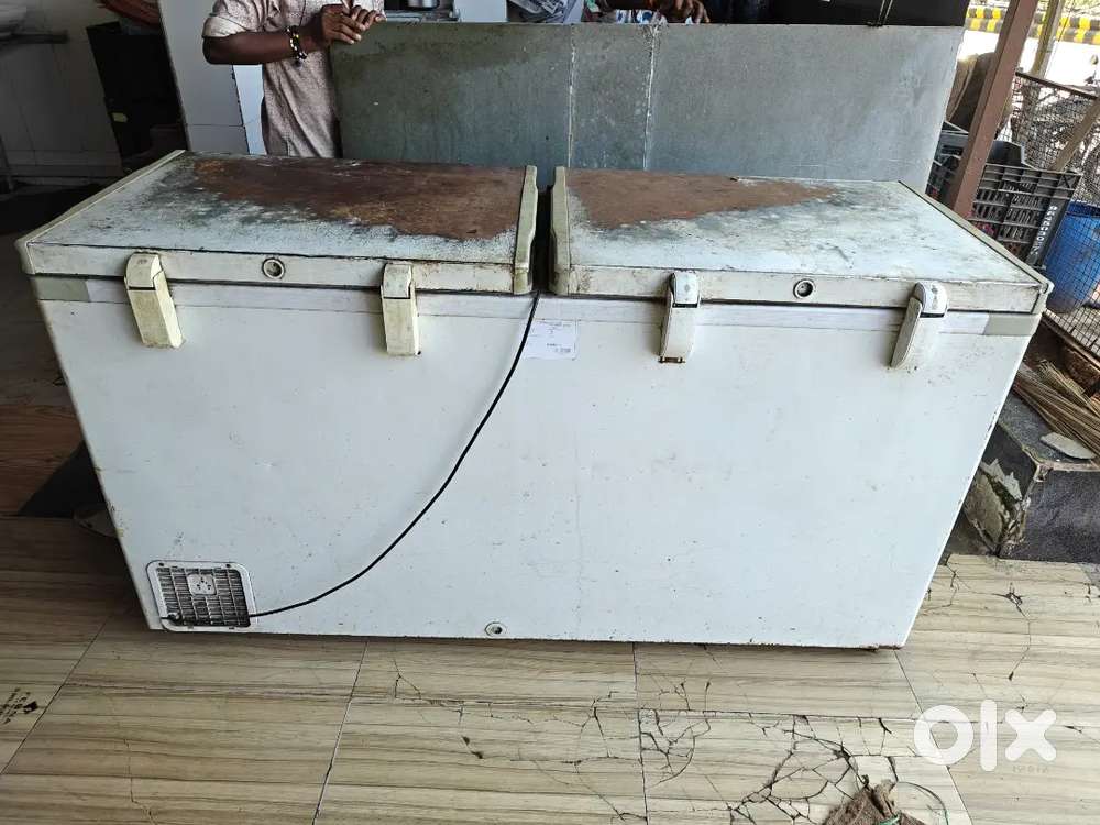 Fridge chechvanu che 550 liter working condition