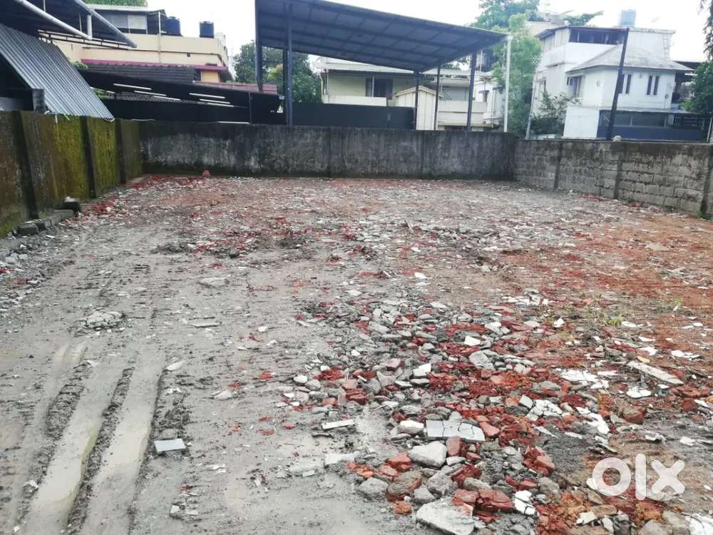 5cent commercial land for rent thammanam kadavandra road second plot