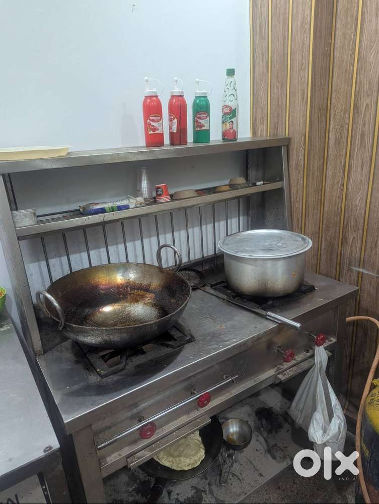 Chole bhature container