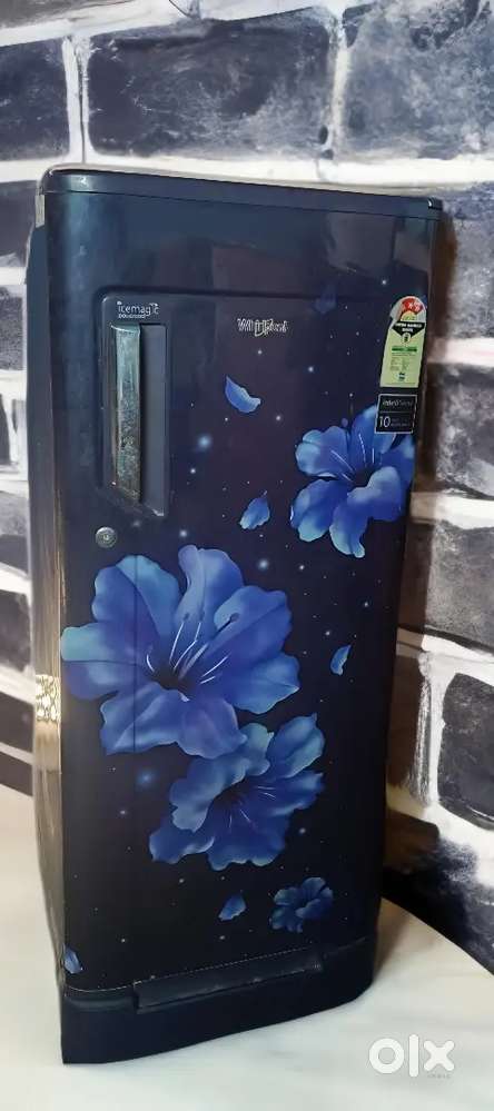 good condition fridge