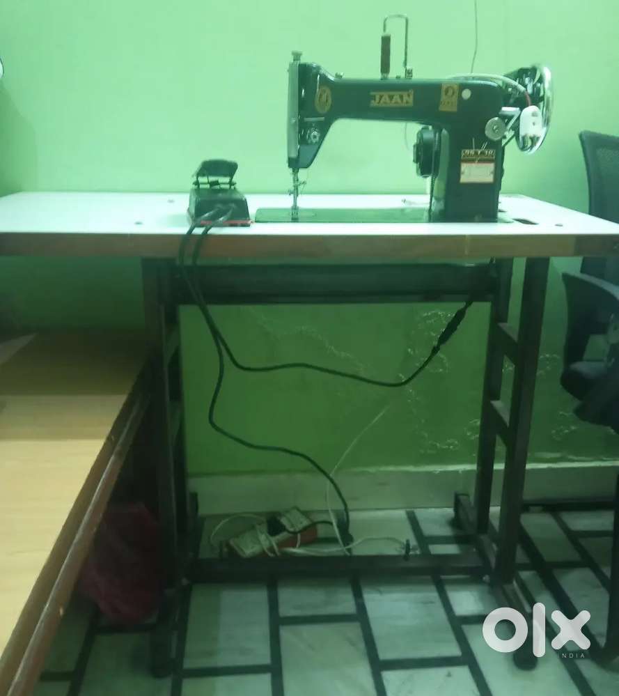 Sewing Machine Complete Set