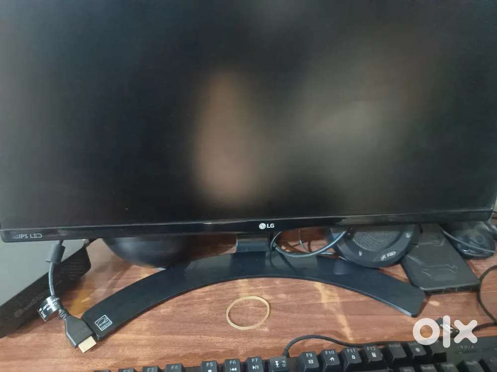 LG Full HD Monitor 22 inch