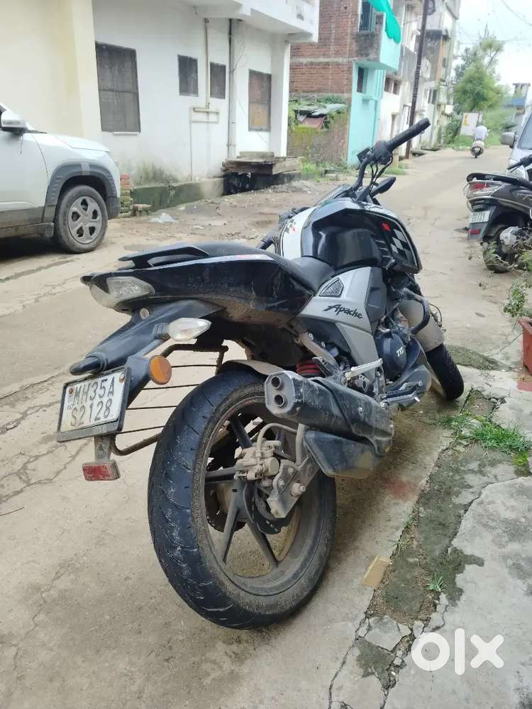 Apache RTR 160 4V