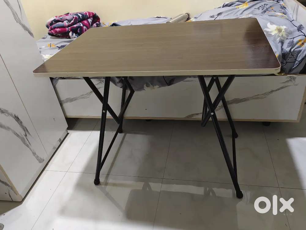 Study table big size