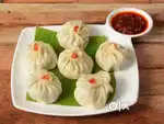 Momos ka karigar chahiye