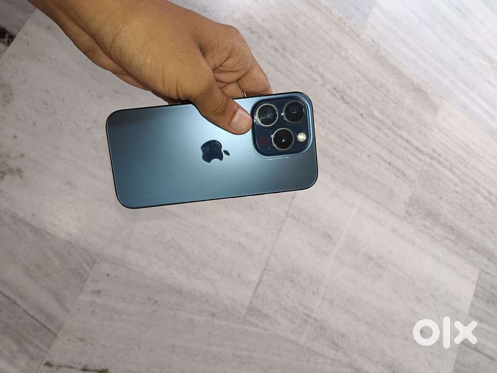 Blue titanium iphone 15 pro 256gb (usa)new condition