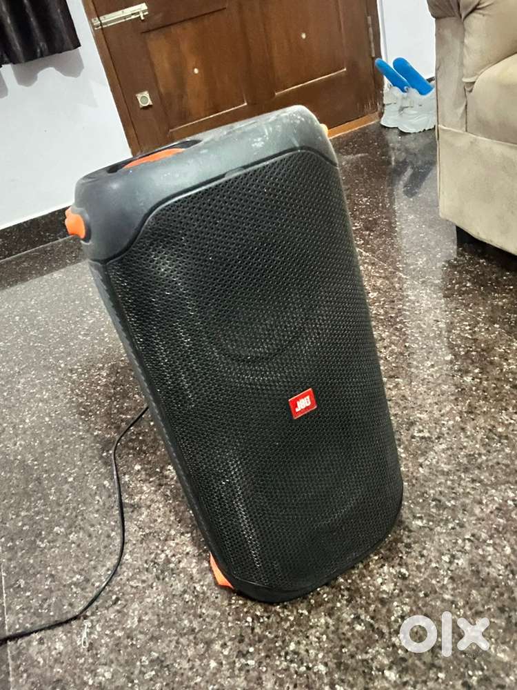 JBL partybox speaker