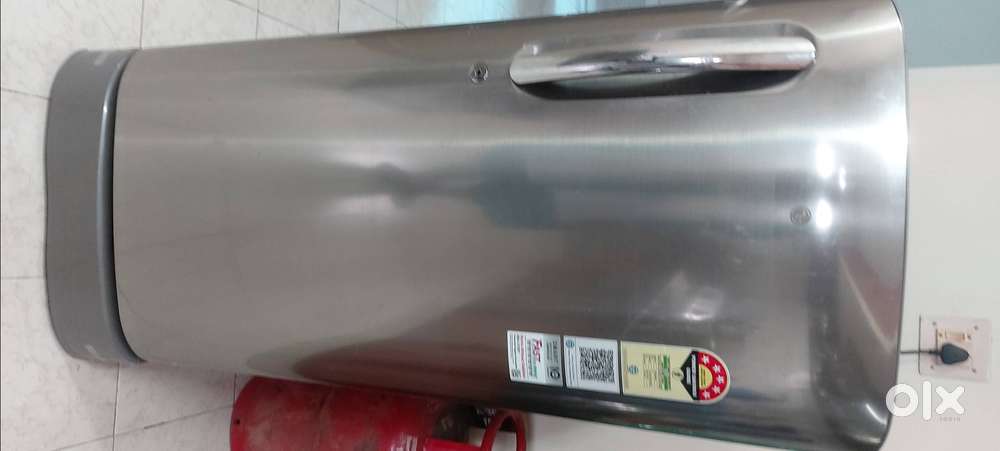 LG Refrigerator single door silver colour