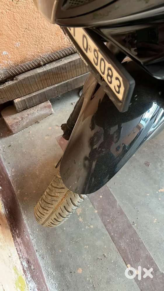 Good condition use by single hand