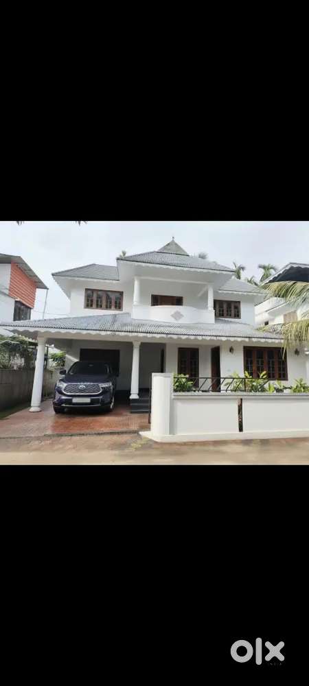 5.5 CENT 2,400 SQFT 4 BHK FULLY FURNISHED GATED VILLA SALE EDAPPALLY