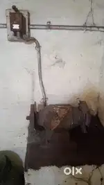 Grinder bench