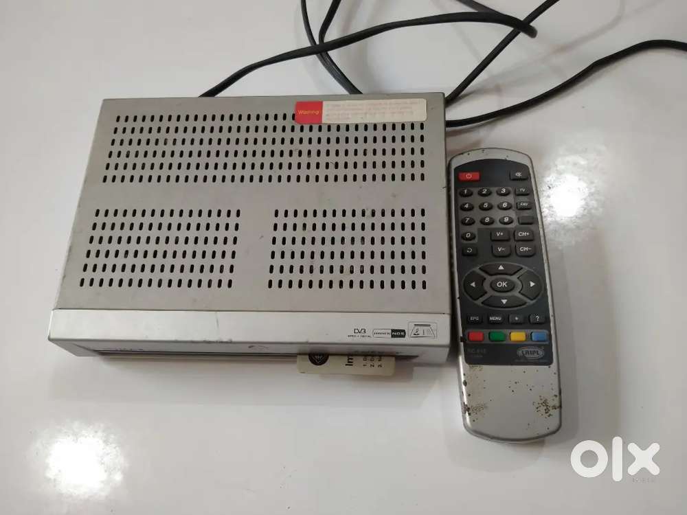 Hathaway Set Top Box with Remote for sale (Not working)