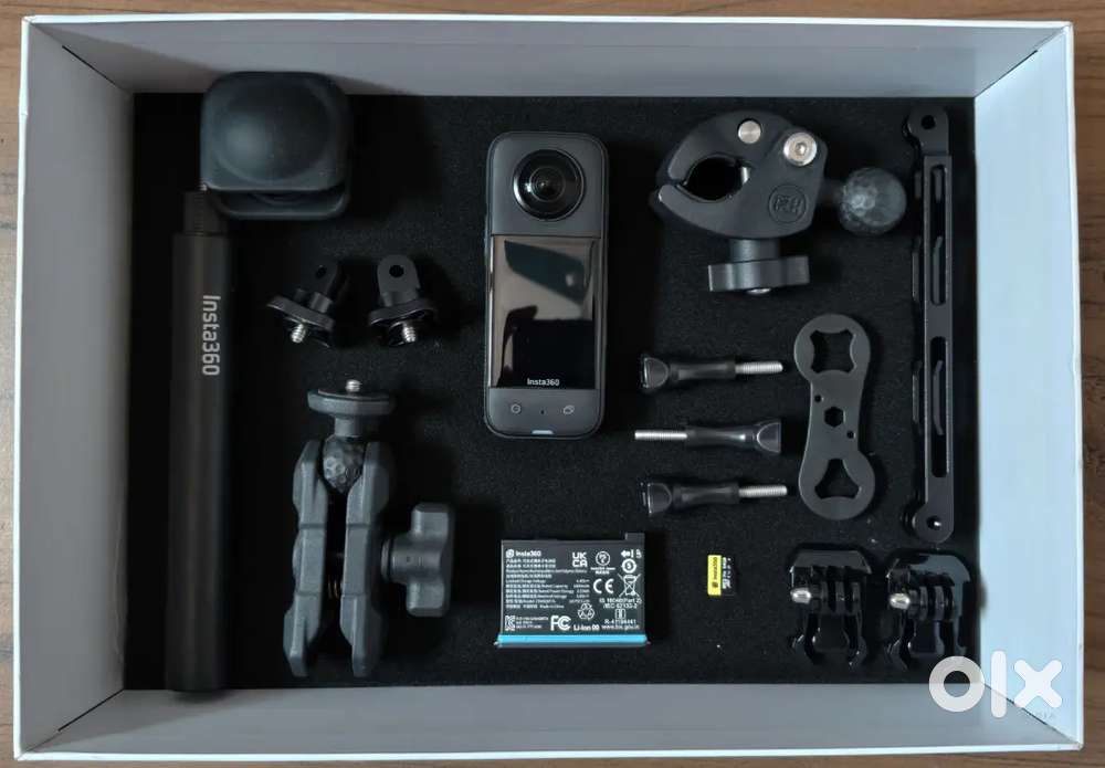 Insta 360 X3 with Motorcycle Bundle