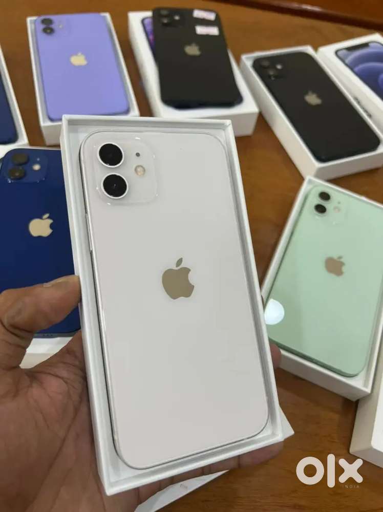 iPhone 12.