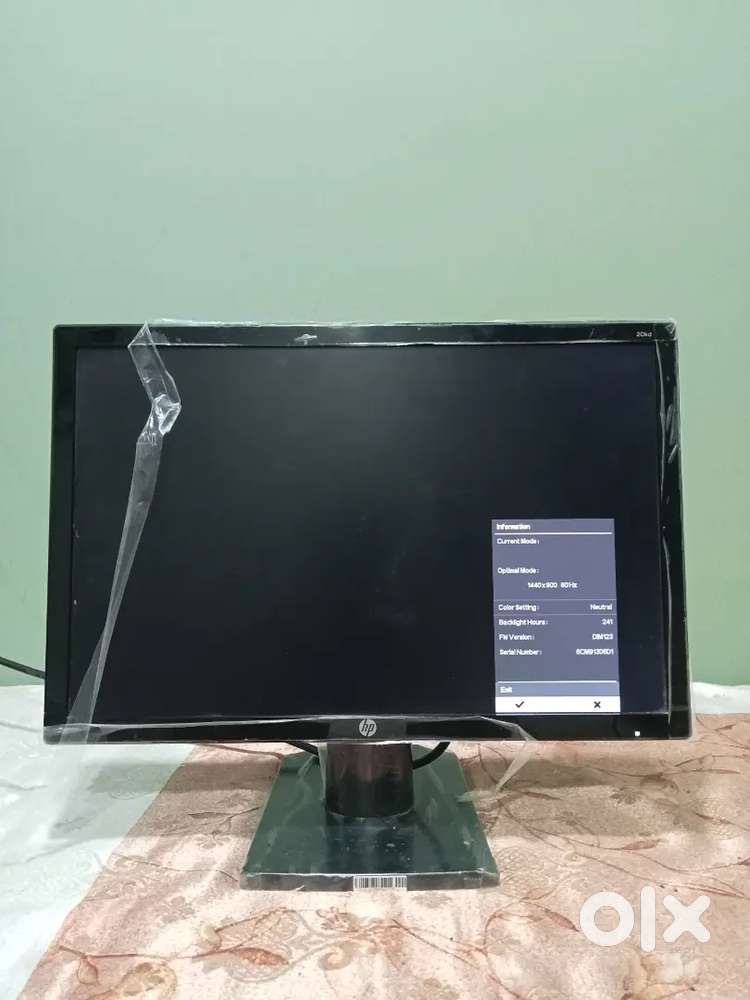 Hp manitor new one 7 months pise