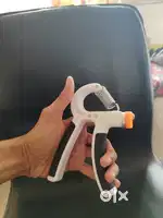 Hand gripper for veins