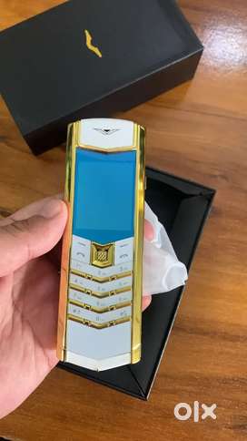Varta signature luxury keypad mobile phone
