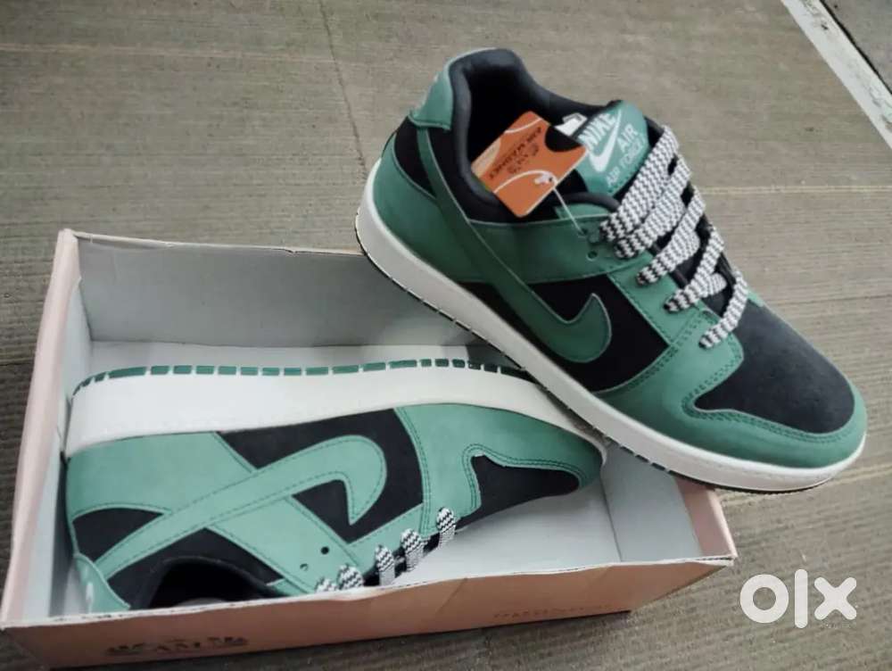 All types off shoes available