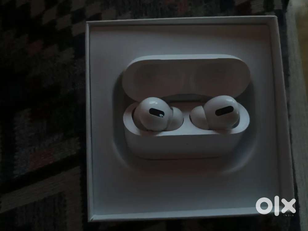 Apple airpods