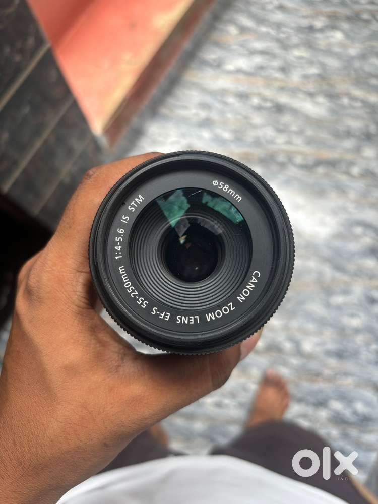 Canon 55=250 STM Lens very good condition only 6 month old arjent sell