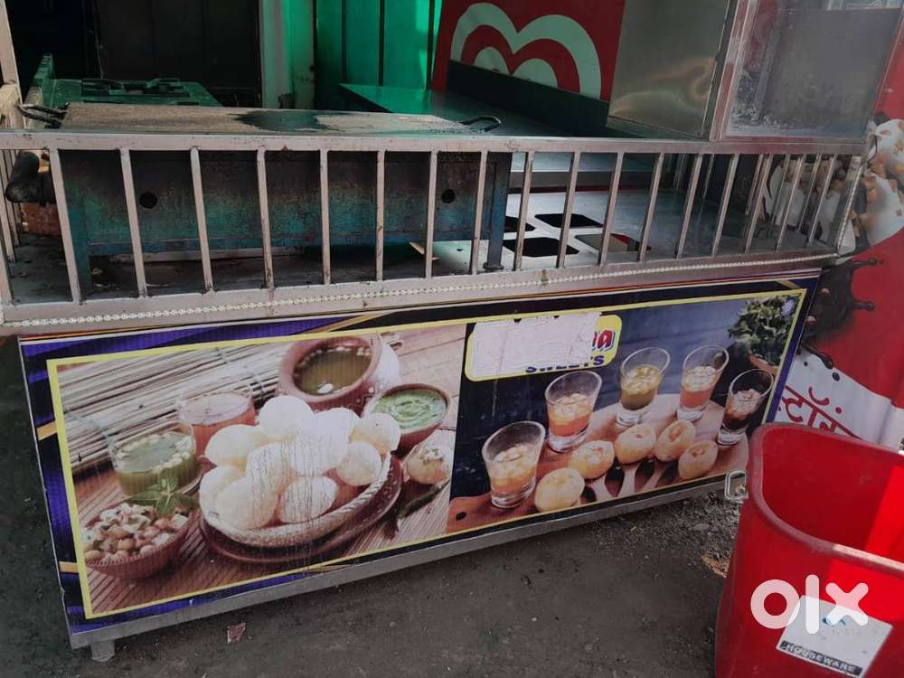 रेस्टोरेंट का पूरा सम्मान है। जो कि सिर्फ 6,7 महीने पुराना है।