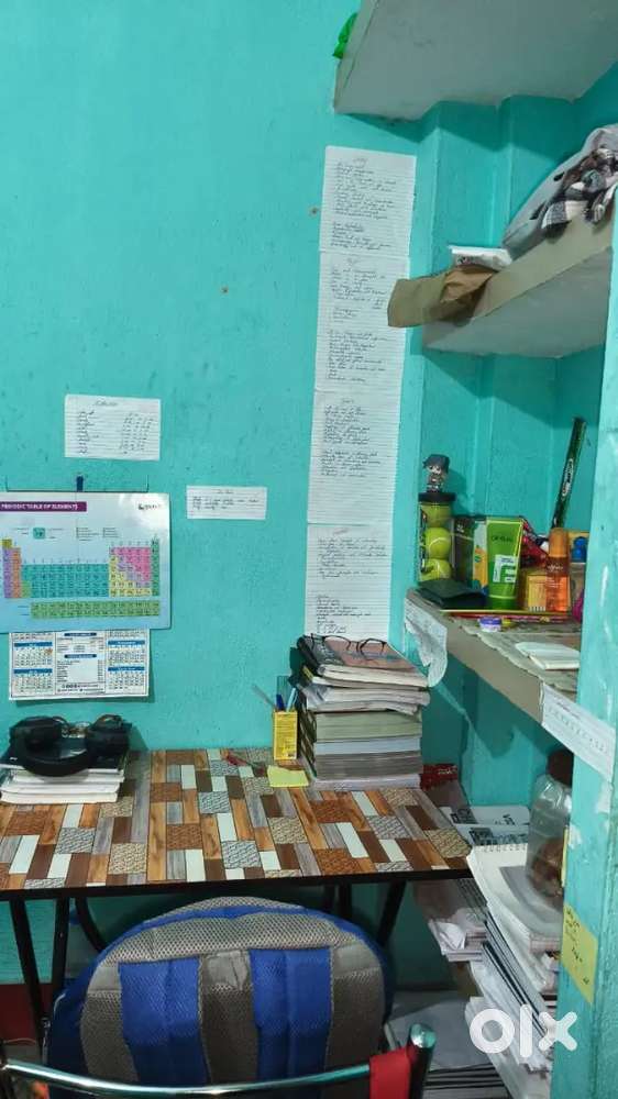 1 single room for students