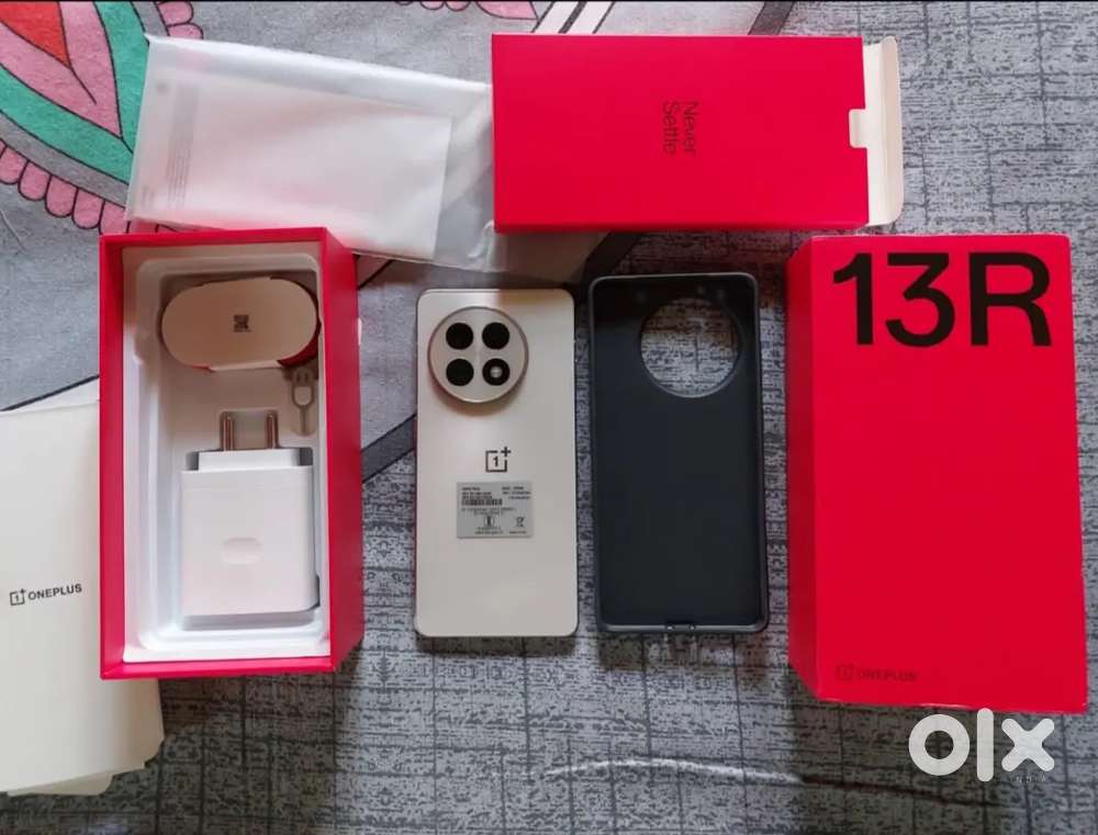 Oneplus 13r 5G  12/256 gb