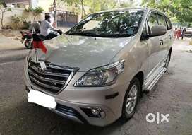 2014 Toyota Innova V 2.5 Good Condition im a direct owner single used.