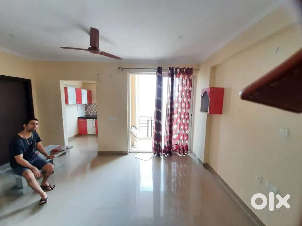 2bhk near by mahindra sez and dps school