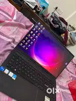 Asus vivobook Oled laptop