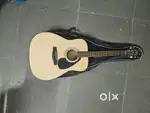 YAMAHA F280 GUITAR